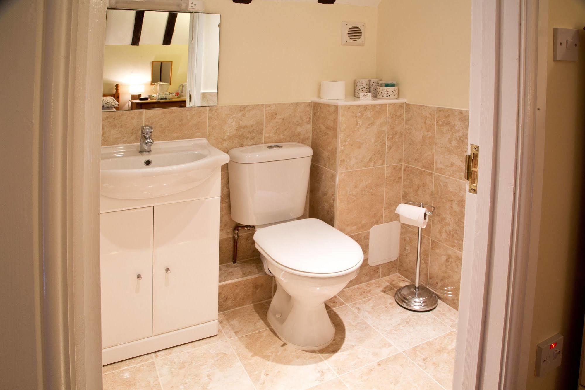 Detling Coachhouse Bed and Breakfast Maidstone Buitenkant foto