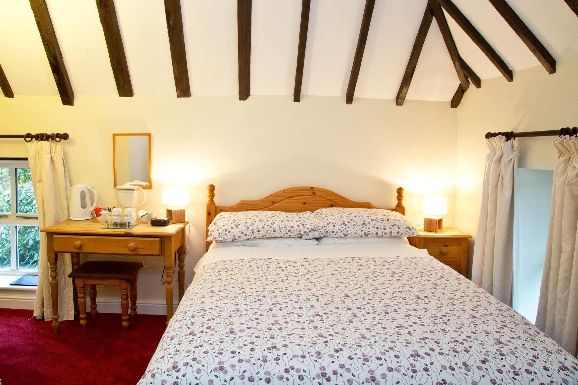 Detling Coachhouse Bed and Breakfast Maidstone Buitenkant foto