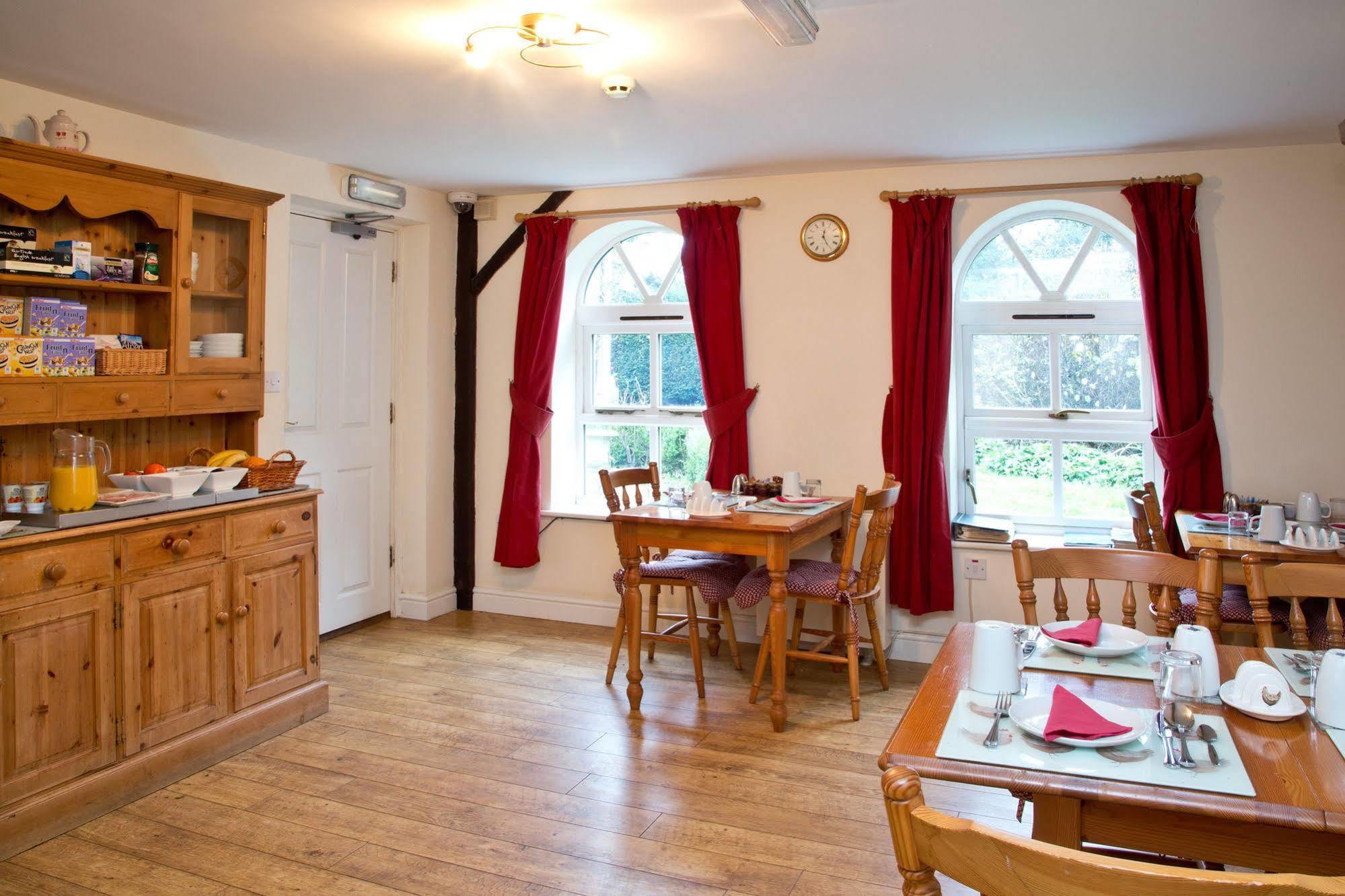 Detling Coachhouse Bed and Breakfast Maidstone Buitenkant foto